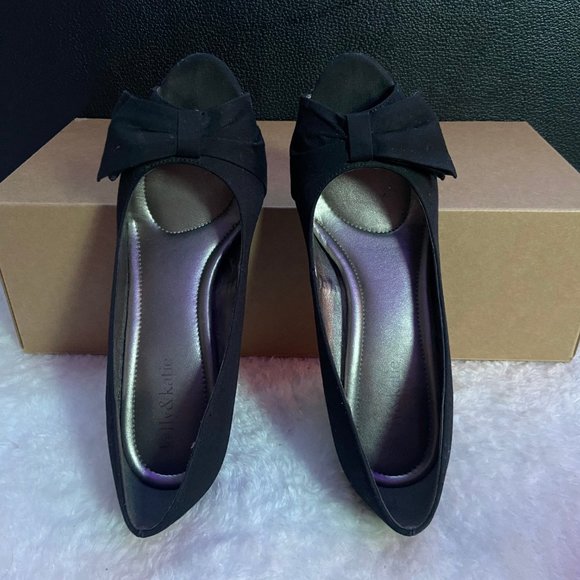Black Linen Heels with Asymmetric Bow - Picture 5 of 6